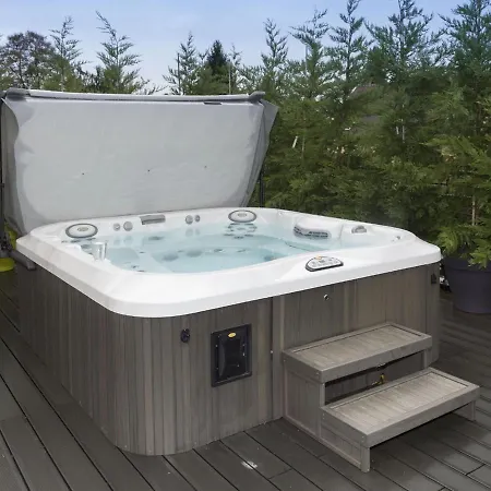 Charming Holiday In With Terrace *